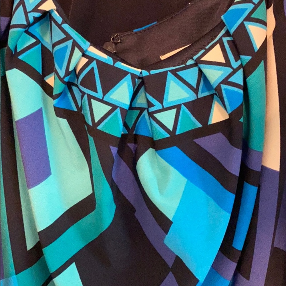 Dress - Picture 4 of 4